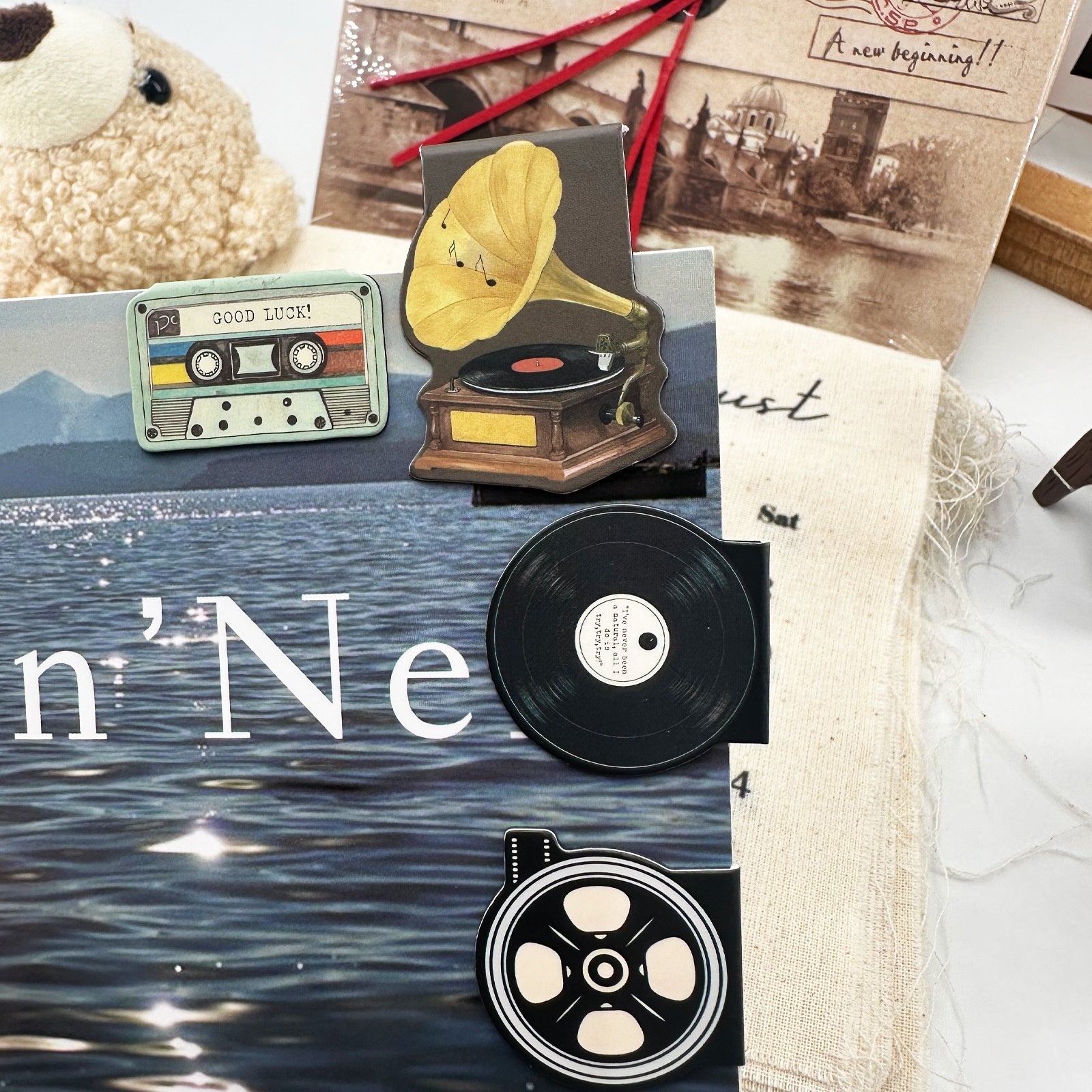 Retro Magnetic Bookmarks