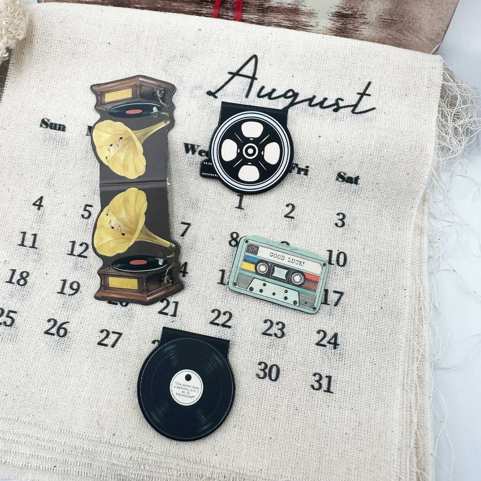 Retro Magnetic Bookmarks