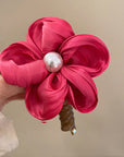 Ponytail Pearl Scrunchie